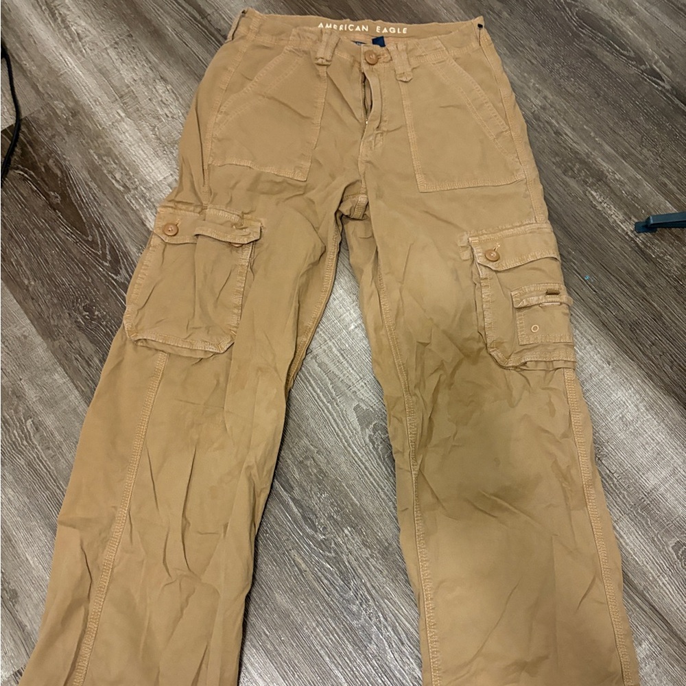 American Eagle Outfitters Men's Khaki Cargo Pants